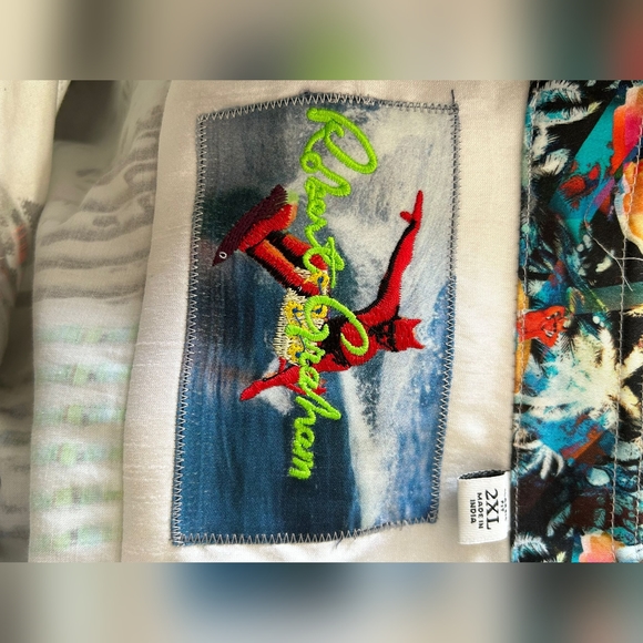 Robert Graham - Picture 3 of 3